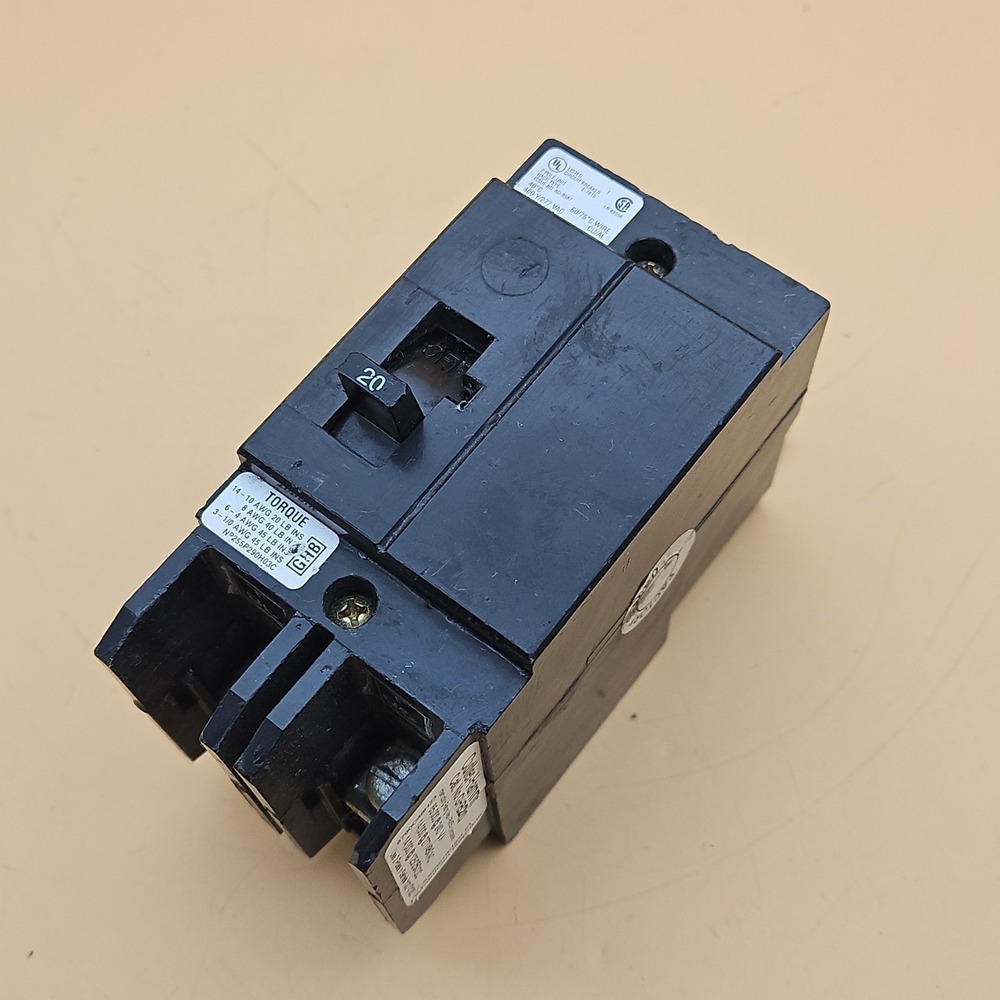 Cutler Hammer GHB GHB2020 2 Pole 20 Amp 480v Circuit Breaker Bolt On